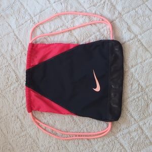 Nike drawstring backpack